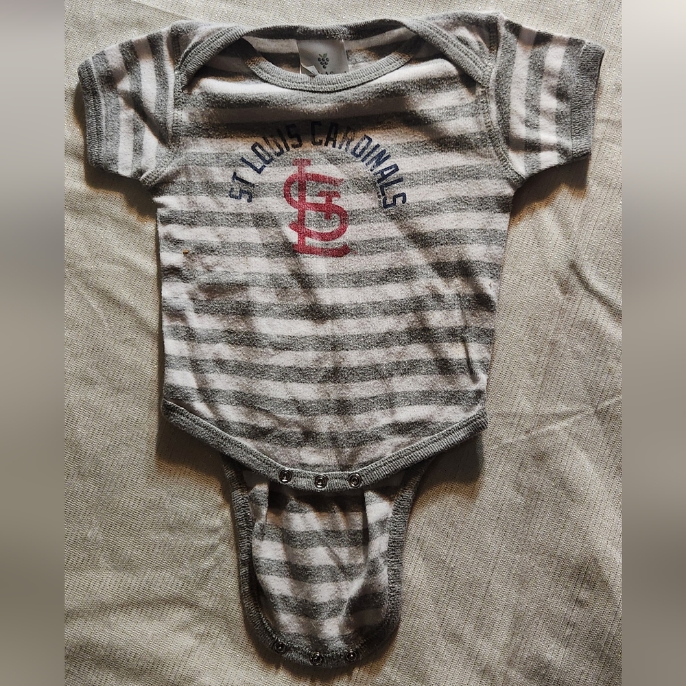 Unisex St Louis Cardinals Baseball Onsie 6-9 months
